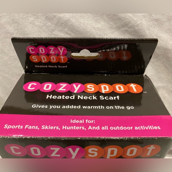 CozySpot Unisex Heated Scarf. Soft Fleece in Attractive Blue Grey White Plaid. - Picture 8 of 11